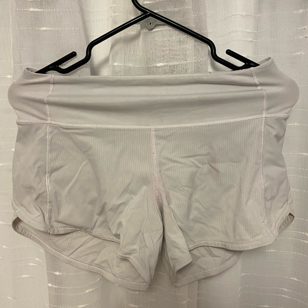 Lululemon speed up shorts ✨